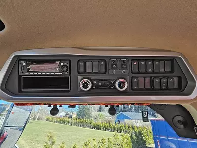 Колесный трактор Case Optum 300 CVX