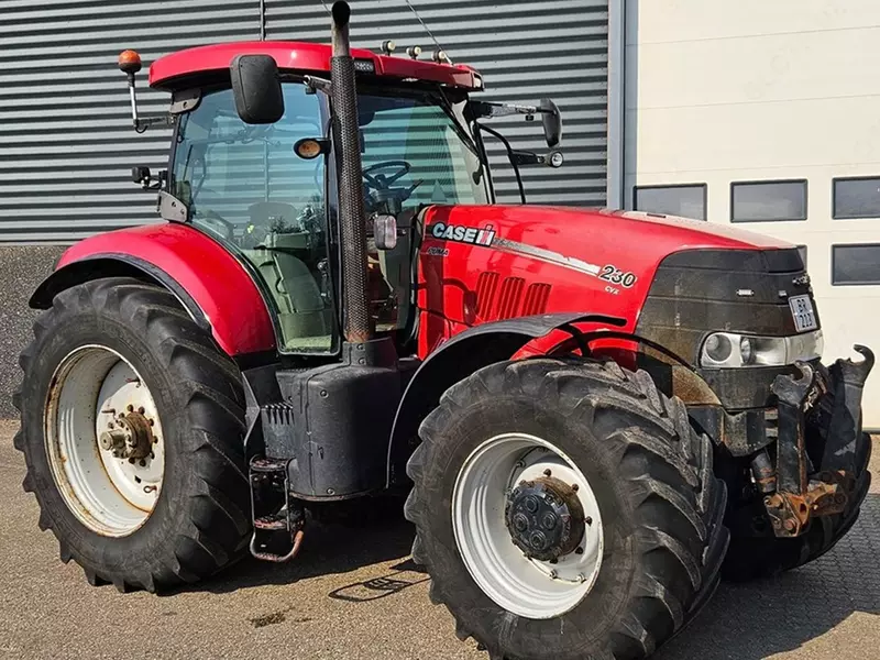   Колесный трактор CASE IH Puma 230 CVX