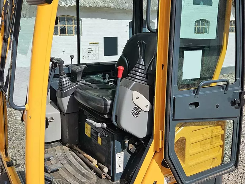  Fresh online©️ - Hyundai Robex 16-9 mini ekskavatori