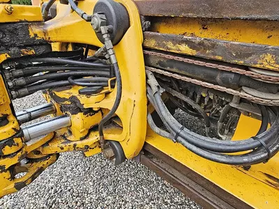  Экскаватор-погрузчик JCB 4CX - Fresh online©️