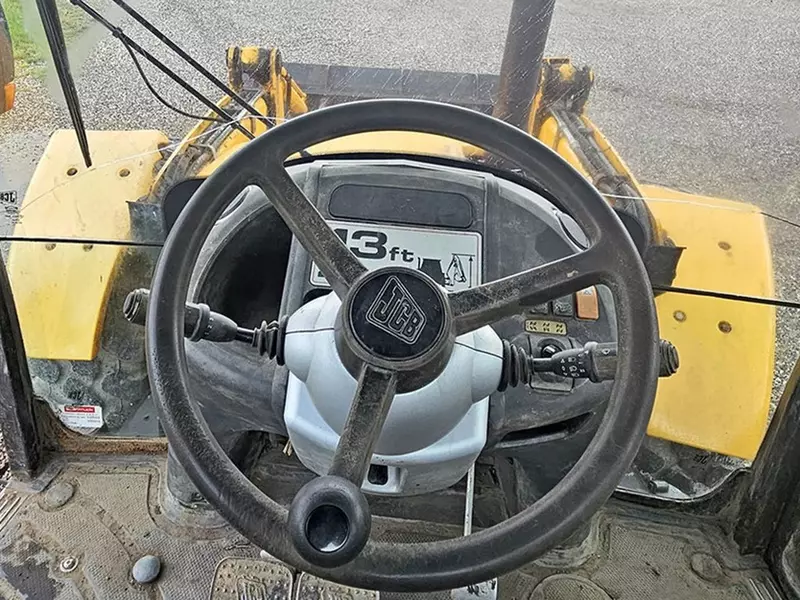  Экскаватор-погрузчик JCB 4CX - Экскаваторы-погрузчики