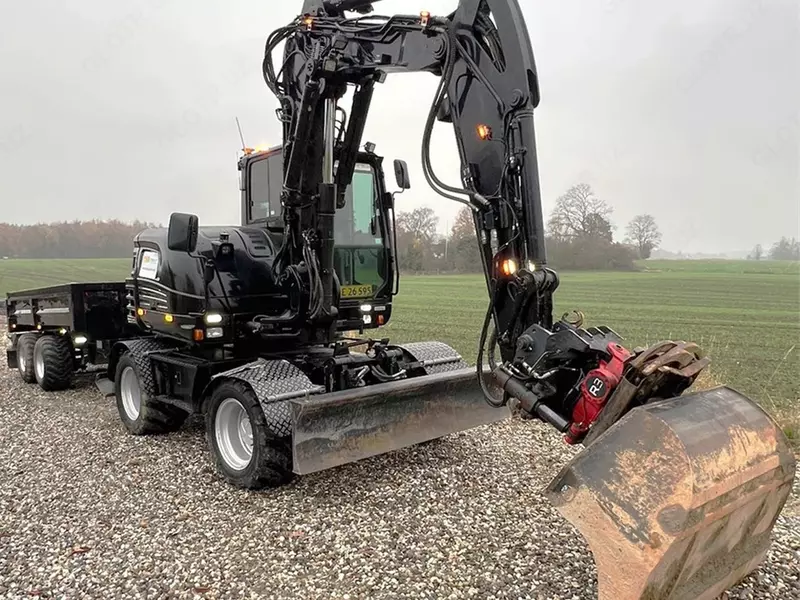  Takeuchi TB295 W g‘ildirakli ekskavator Chakana savdo