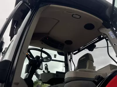 Колесный трактор Case IH PUMA 220