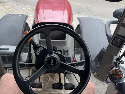 Колесный трактор Case IH PUMA 220