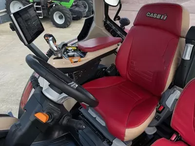 Колесный трактор Case IH Puma CVX 260