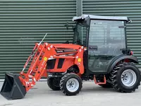 Колесный трактор Tafe 6028M CAB