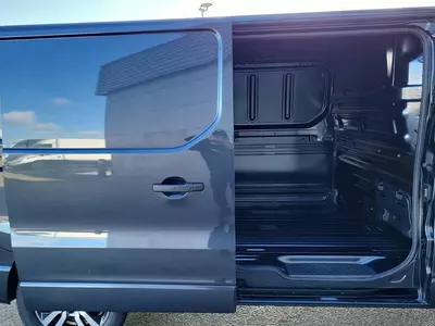  Фургон Renault Trafic 120pk (Электро) Fresh online©️