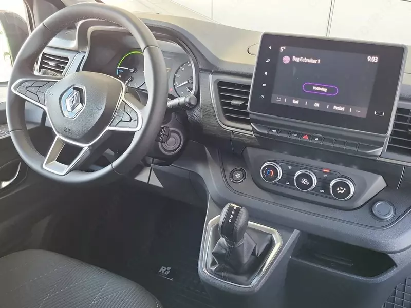  Фургон Renault Trafic 120pk (Электро) Электромобили
