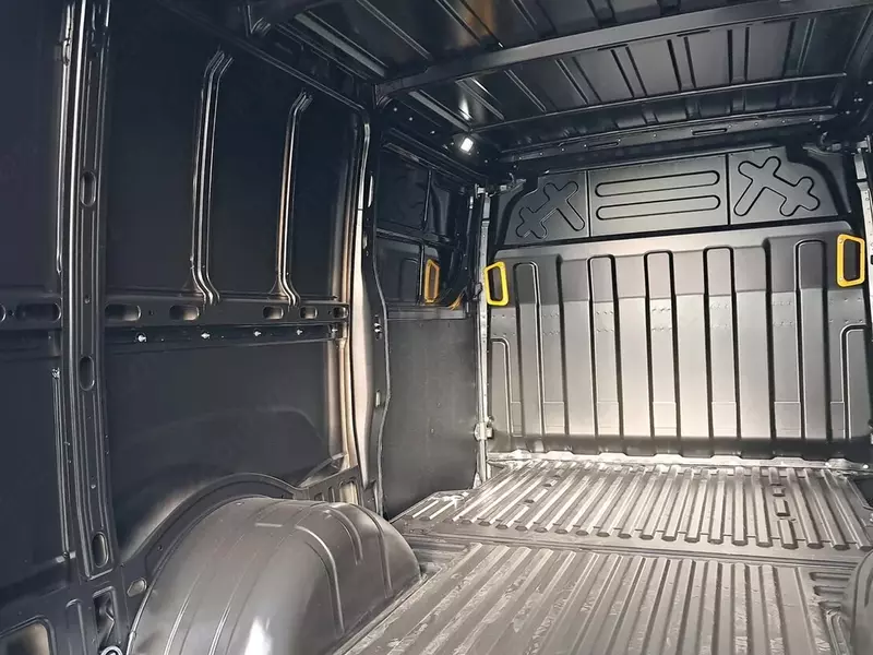  Fresh online©️ - Фургон Iveco Daily 35C21