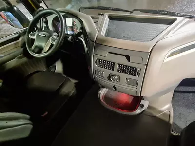 Тягач DAF XF 480 4X2