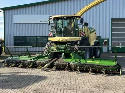 Кормоуборочный комбайн Krone BigX 780