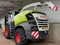   Кормоуборочный комбайн Claas Jaguar 950