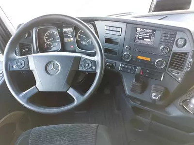 Тягач Mercedes Actros 1848 4X2