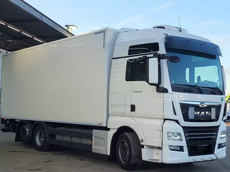  Грузовик с кузовом-фургоном MAN TGX 26.470 6X2 STARK Только в розницу