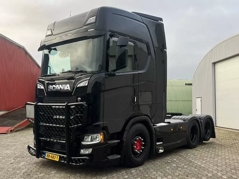 Scania S580 V8 NGS yuk mashinasi