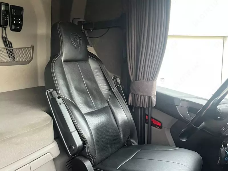  Scania S580 V8 NGS yuk mashinasi Tayanch yuk mashinalar