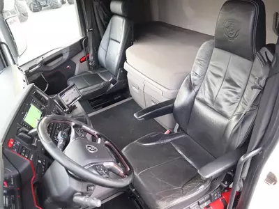 Самосвал Scania R580 V8 NGS 6X4