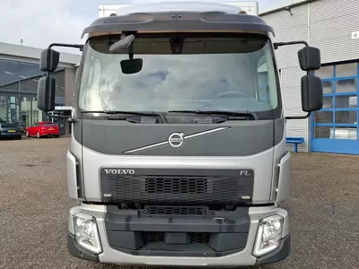   Volvo FL 240 yuk mashinasi