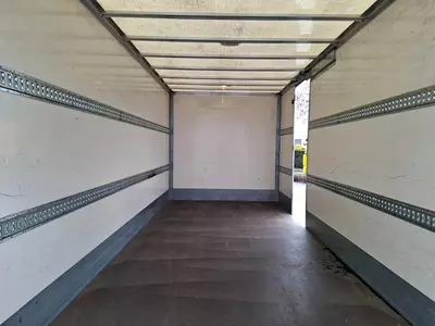 Volvo FL 240 yuk mashinasi