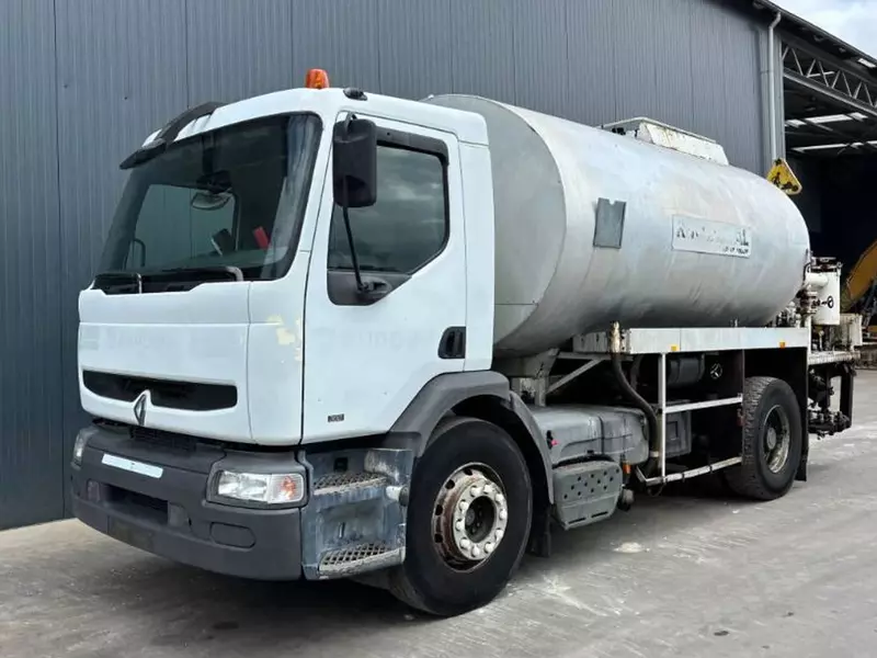 Автогудронатор Renault Rincheval - 9000 литров