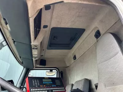 Автогудронатор Renault Rincheval - 9000 литров