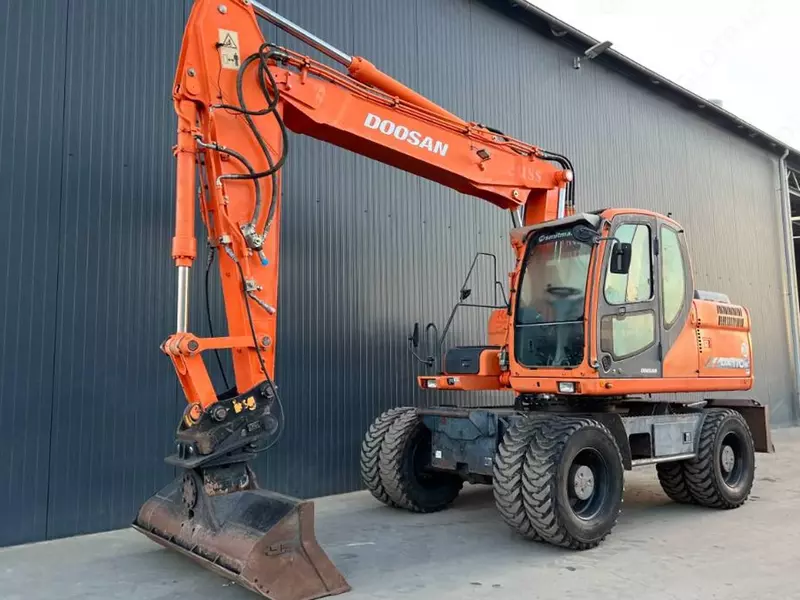 Колесные экскаватор Doosan DX170W