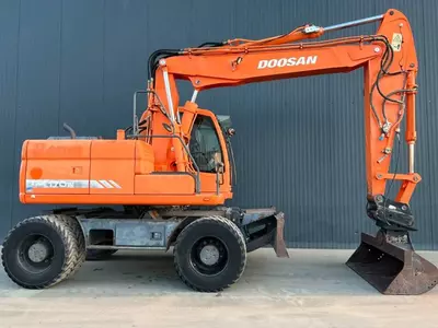  Колесные экскаватор Doosan DX170W Только в розницу