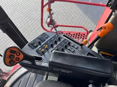 Зерноуборочный комбайн Case IH 2388 AXIAL-FLOW X-Clusive