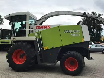  Кормоуборочный комбайн Claas JAGUAR 900 - 