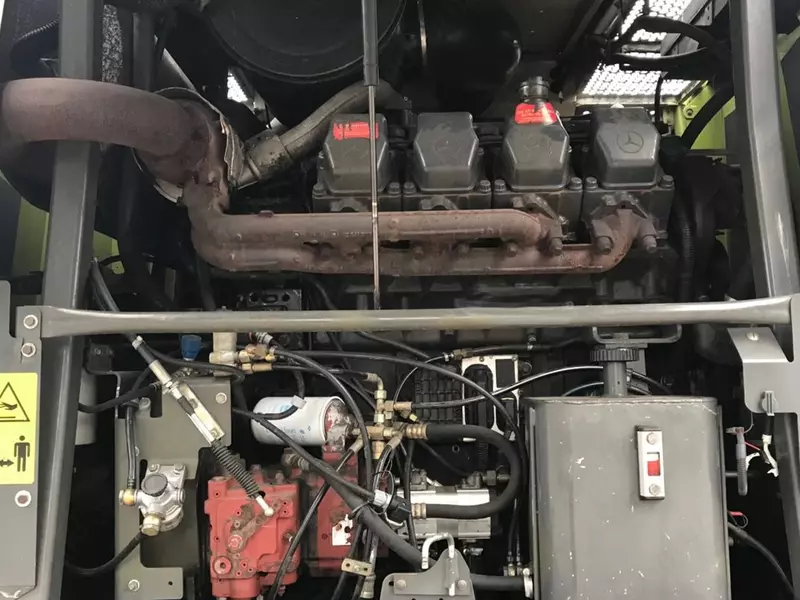  Кормоуборочный комбайн Claas JAGUAR 900 - Комбайны