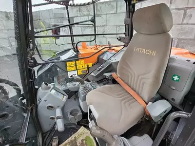 Гусеничный экскаватор Hitachi ZX85 USB-5A