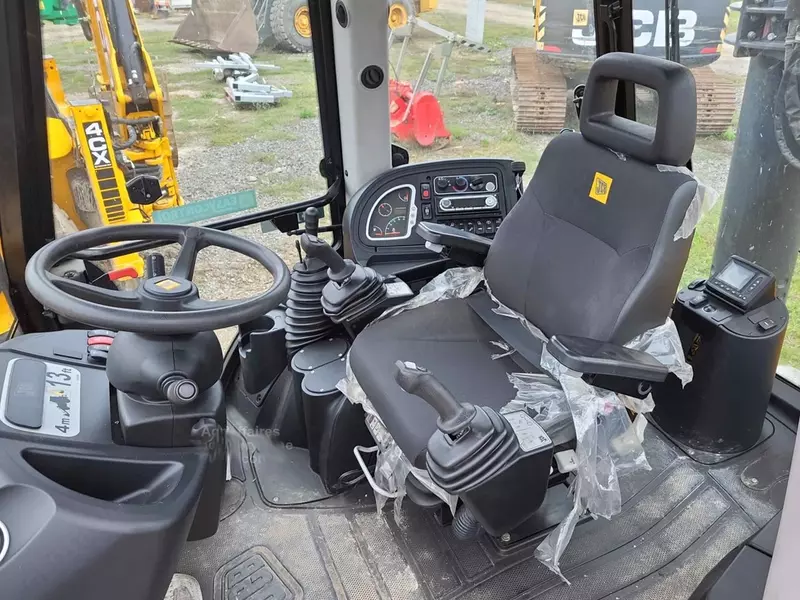  JCB 4CX Piling Master burg‘ulash uskunasi - Maxsus texnika uchun gidravlik uskunalar