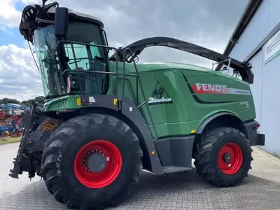 Кормоуборочный комбайн Fendt KATANA 65 S-EDITION