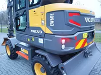  Колесные экскаваторы Volvo EW60E Fresh online©️