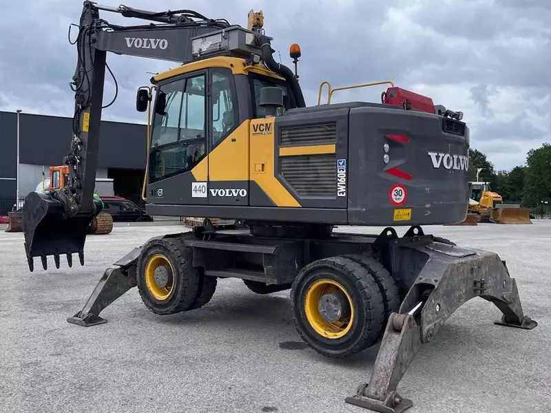  Колесные экскаватор Volvo EW160E - 