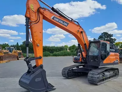 Doosan DX225LC-7M zanjirli ekskavatori
