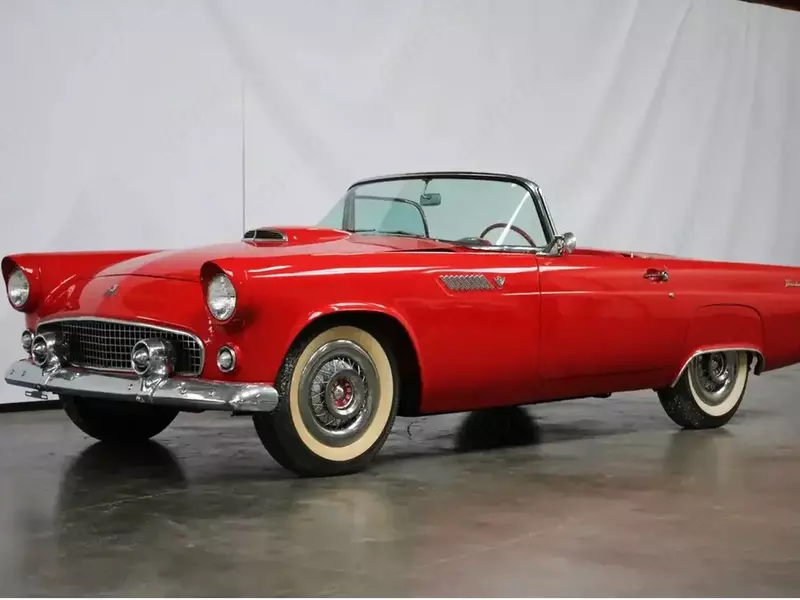 Кабриолет Ford Thunderbird V8