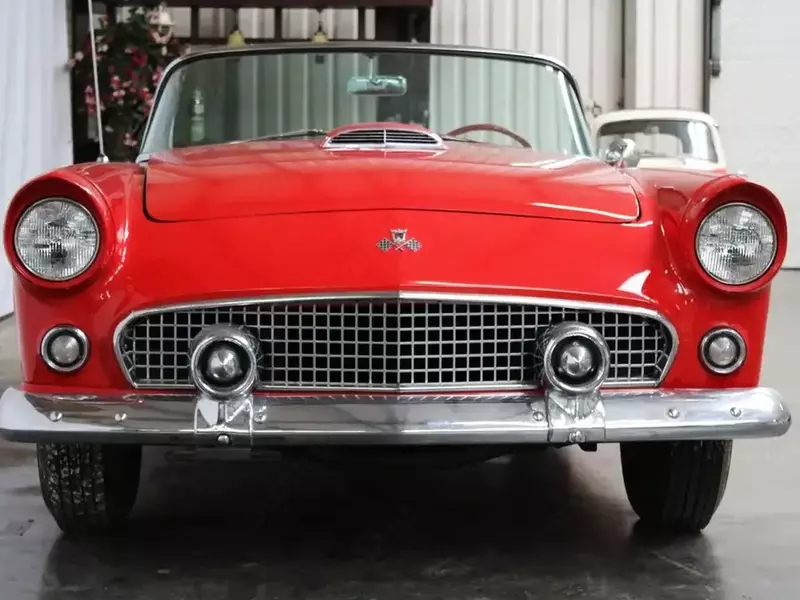  Кабриолет Ford Thunderbird V8 - 