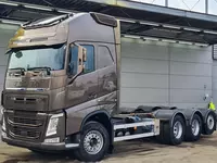 Шасси грузовика Volvo FH 540 8X4