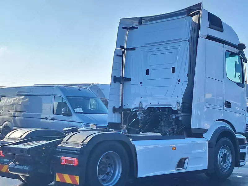  Тягач Mercedes Actros L 1848 4X2 Fresh online©️