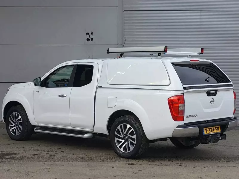  Пикап Nissan Navara 160PK - 