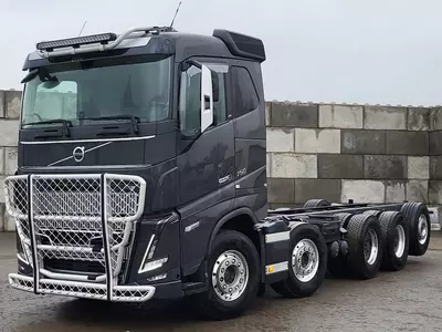 Шасси грузовик Volvo FH16 750 10X4