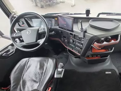 Шасси грузовик Volvo FH16 750 10X4