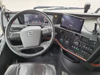 Шасси грузовик Volvo FH16 750 10X4