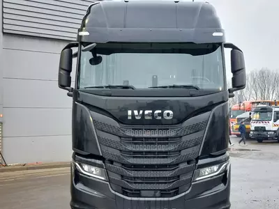   Тягач Iveco S-Way 570 4X2
