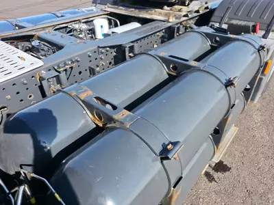  Тягач Iveco Stralis 460 4x2 CNG / LNG Fresh online©️