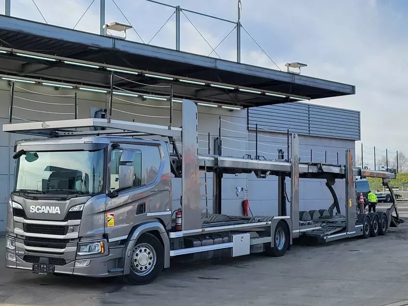Автовоз Scania P450 4X2 Rimo с прицепом