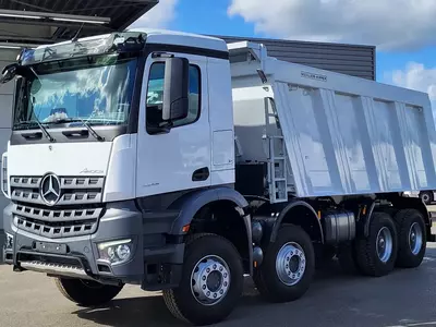 Самосвал Mercedes Arocs 4245 8X4 Meiller