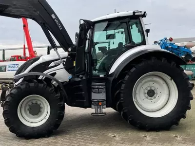  G‘ildirakli traktor Valtra T 174 ED SMARTTOUCH - 