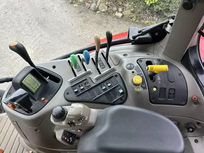 G‘ildirakli traktor Case IH MAXXUM 115